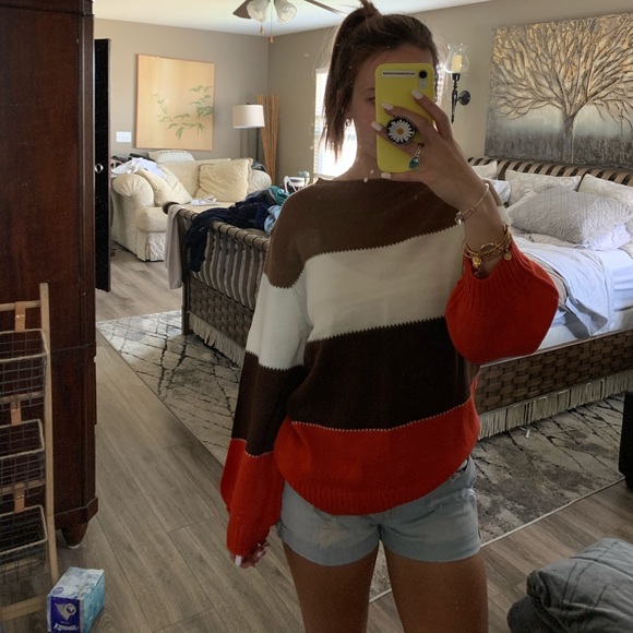 Tri Color Fall Sweater - Picture 2 of 2